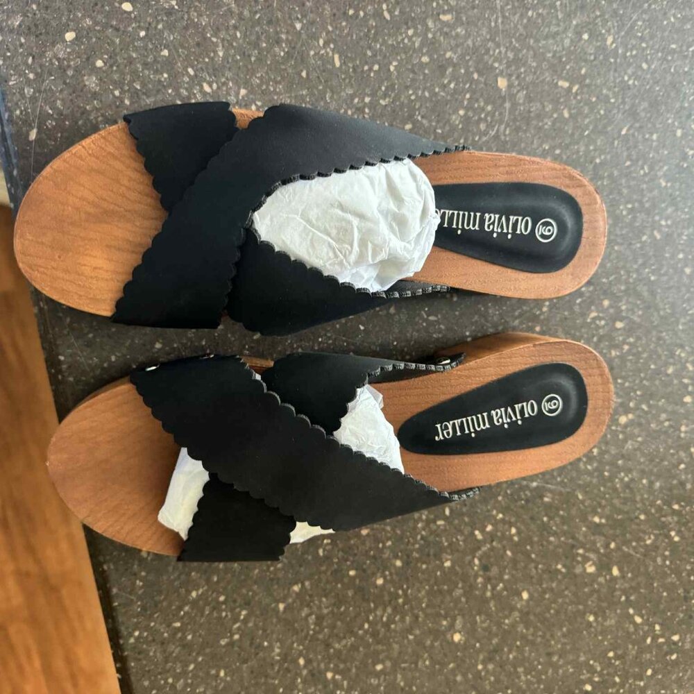 Olivia Miller sandals